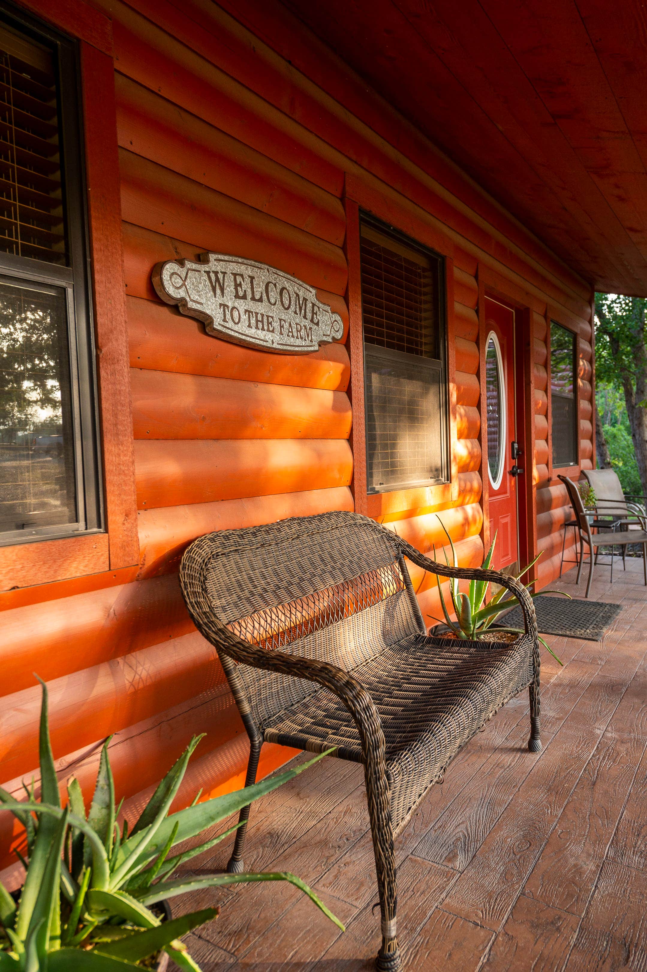 Camper submitted image from Cabin 1 Rental 15 minutes from Magnolia and Baylor - 2