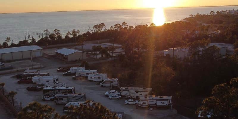 Camper submitted image from Aqua Bay RV Park