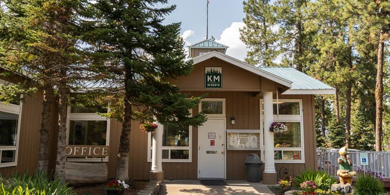 Camper submitted image from Ponderosa Falls RV Resort - KM Resorts