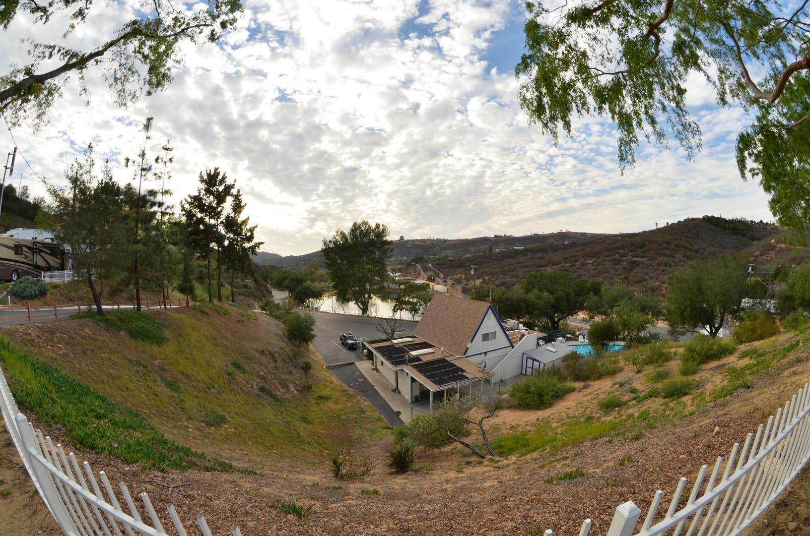 Camping near Thundering Hawk: Champagne Lakes RV Resort, Vista, California