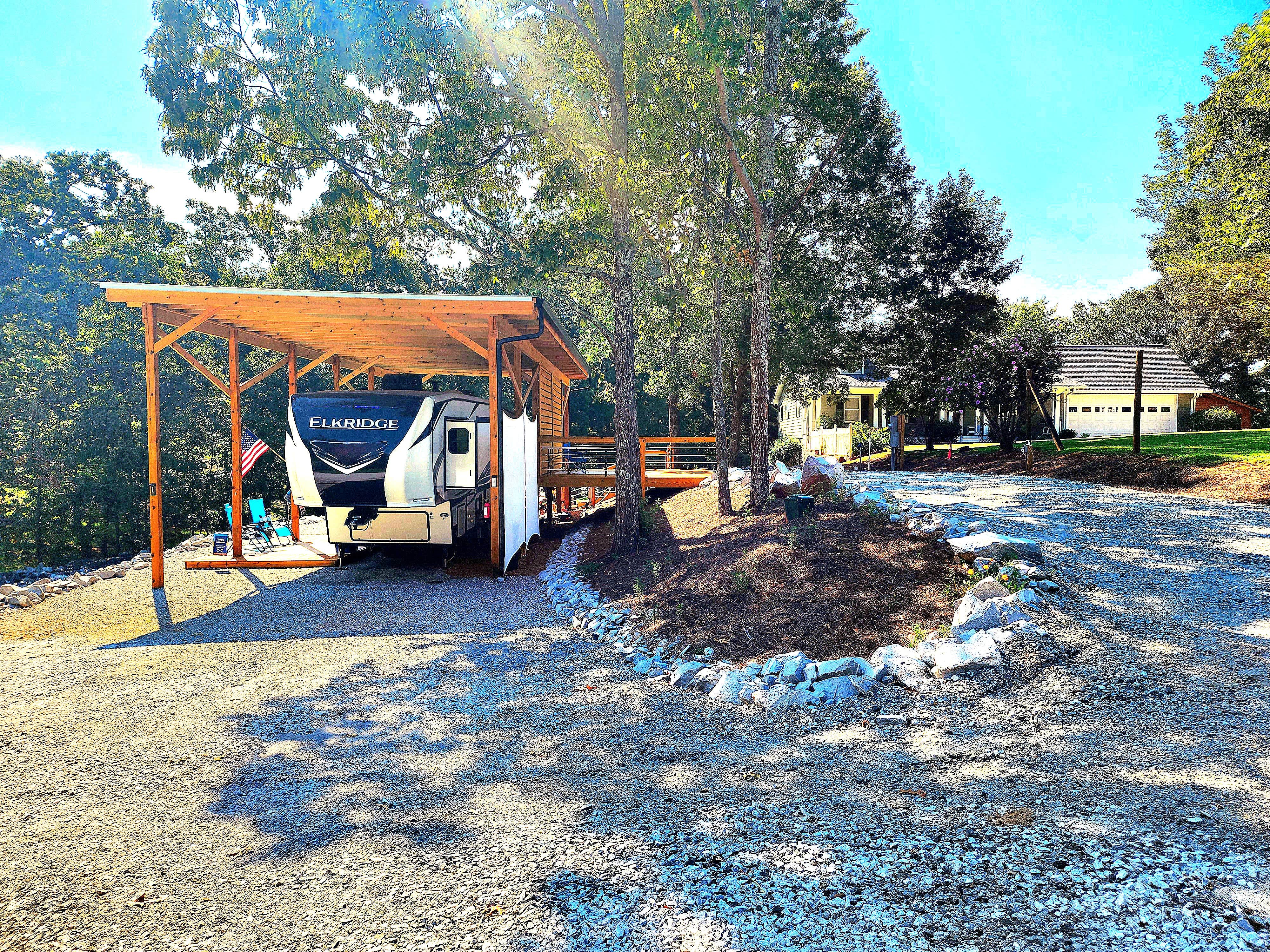 Camping near Watsadler: Camp Unhitched, Hartwell, Georgia