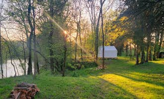 Camping near River Road RV Park & Horse Camp: Stones River Getaway, Murfreesboro, Tennessee