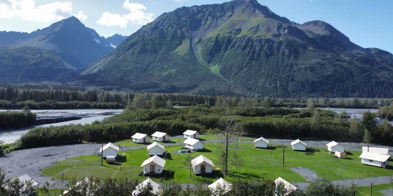 Camper submitted image from Howling Wolf Resort