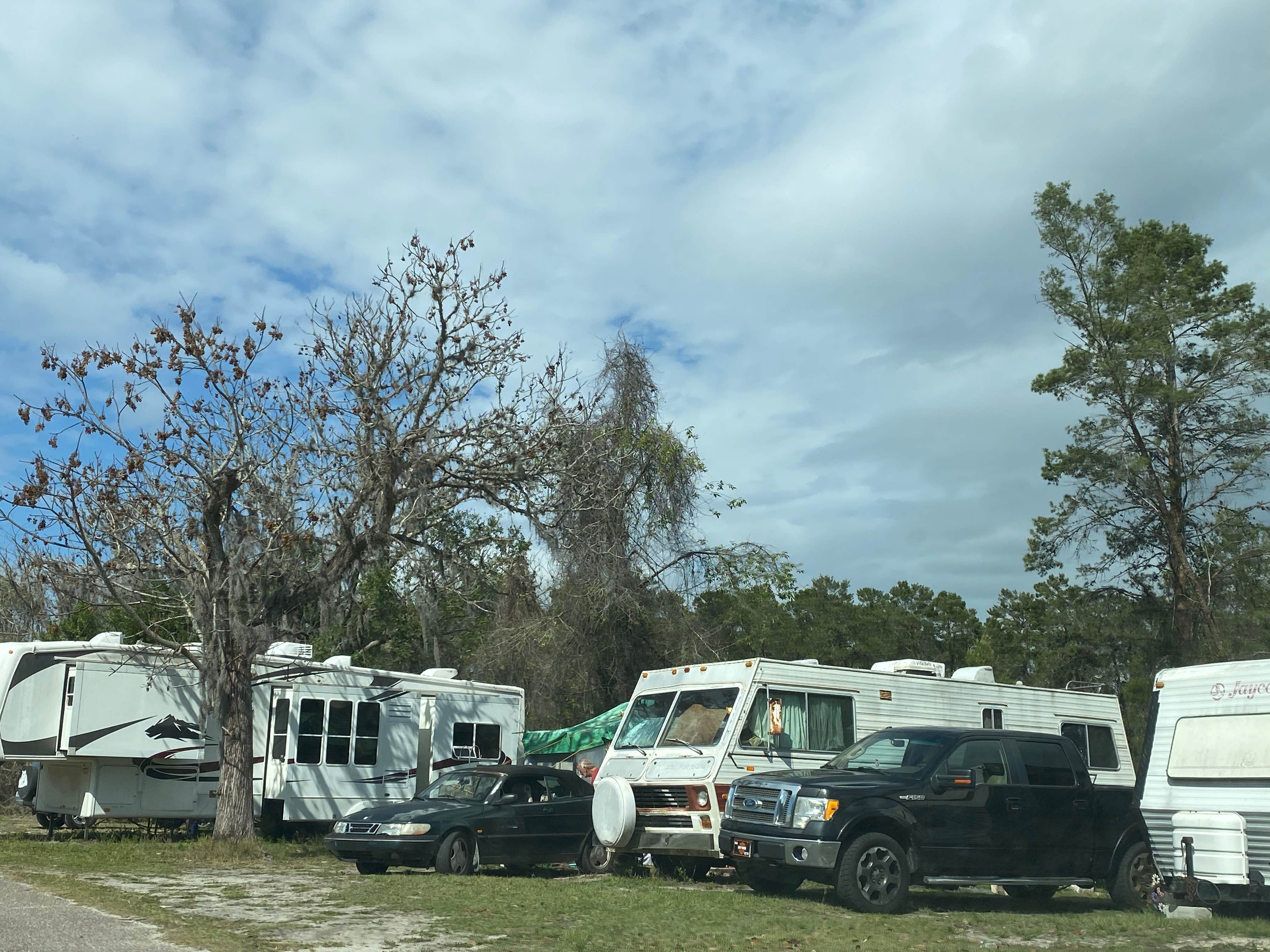 Camper submitted image from Lake Crescent Estates - 3