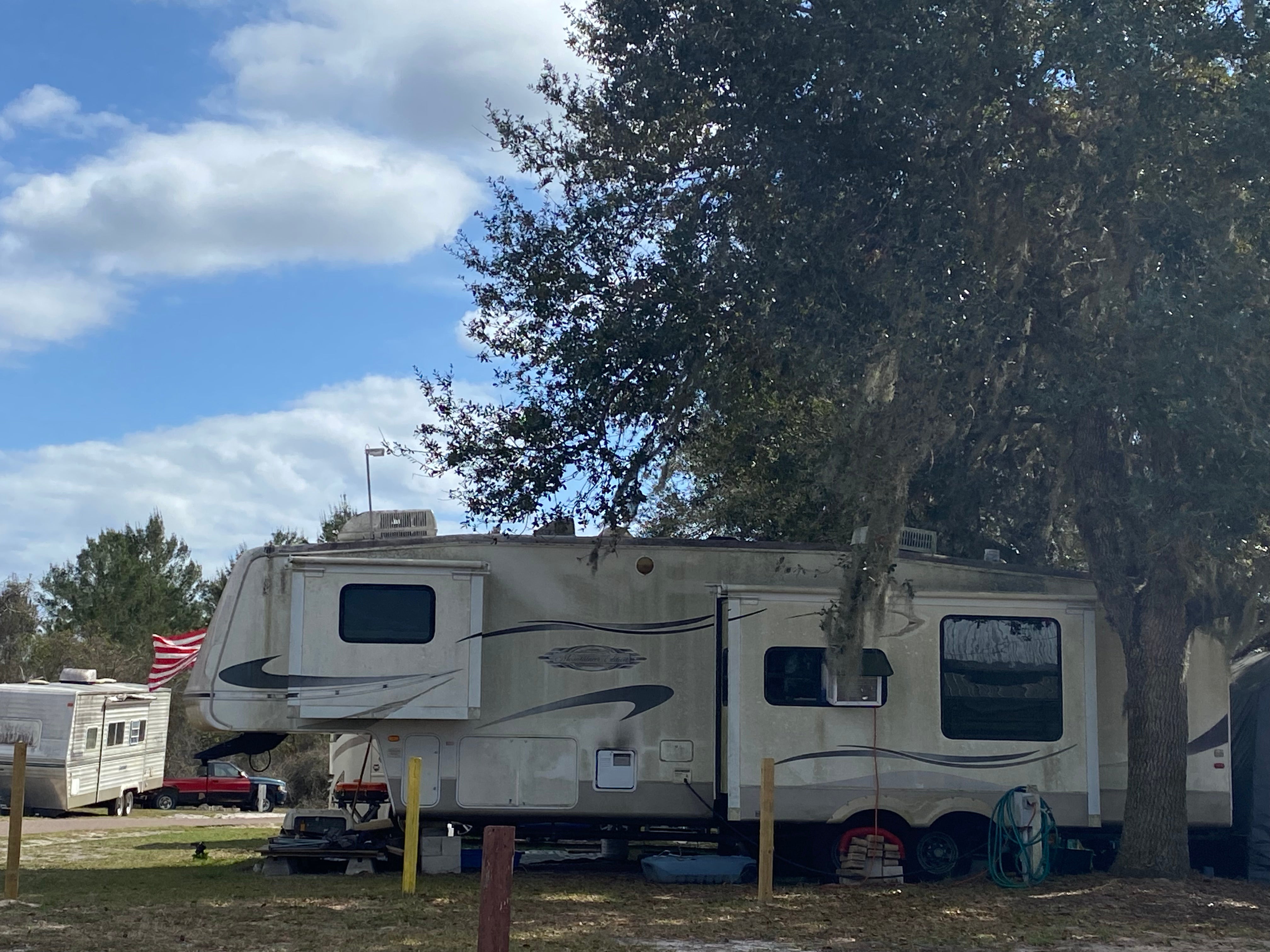 Camper submitted image from Lake Crescent Estates - 1