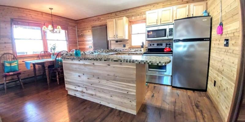 Camper submitted image from Mountain Views #578