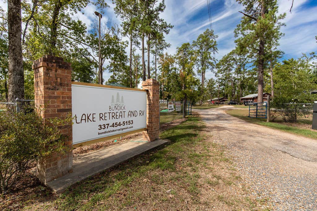 Camping near Hunters Camp - Calcasieu Ranger District: Bundick Lake Retreat and RV Park, Pitkin, Louisiana