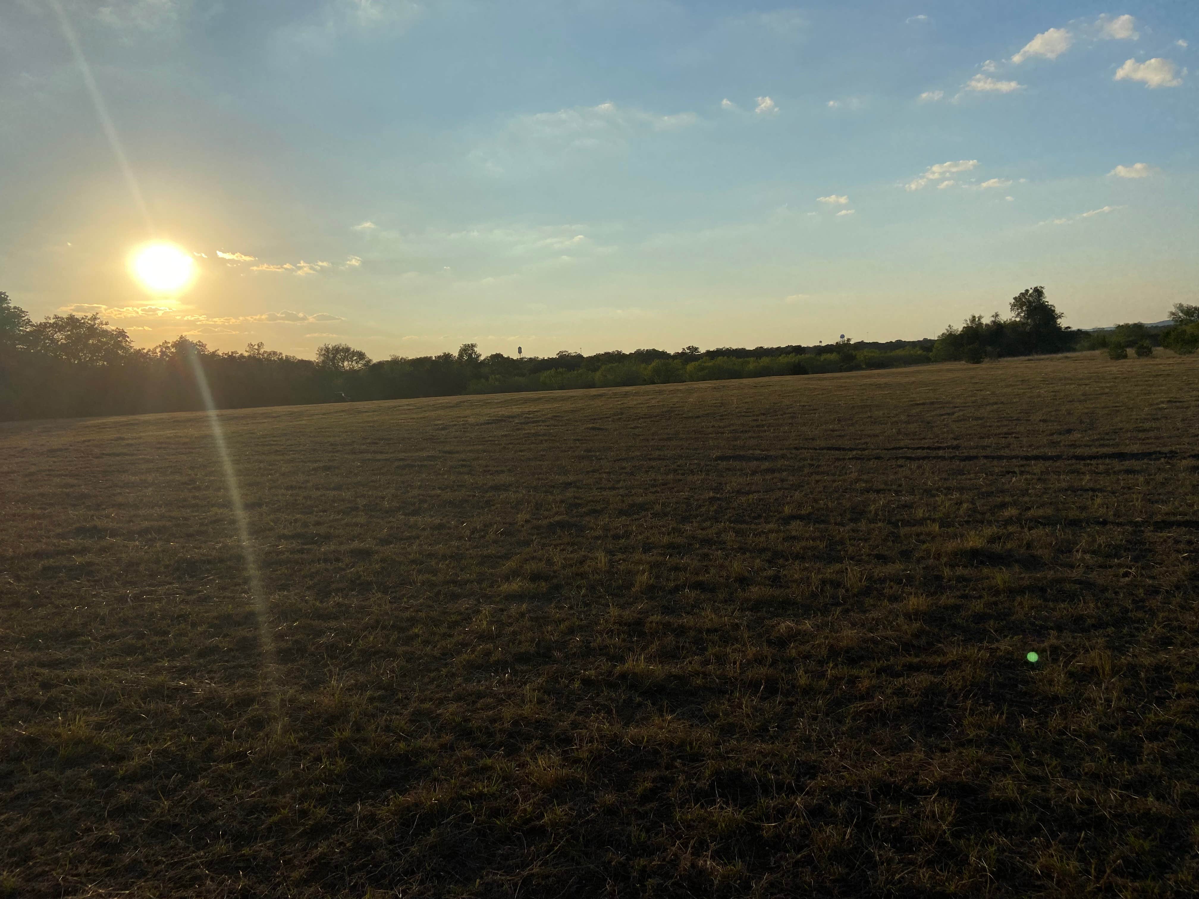 Memmie’s Farm Camping Bandera, TX