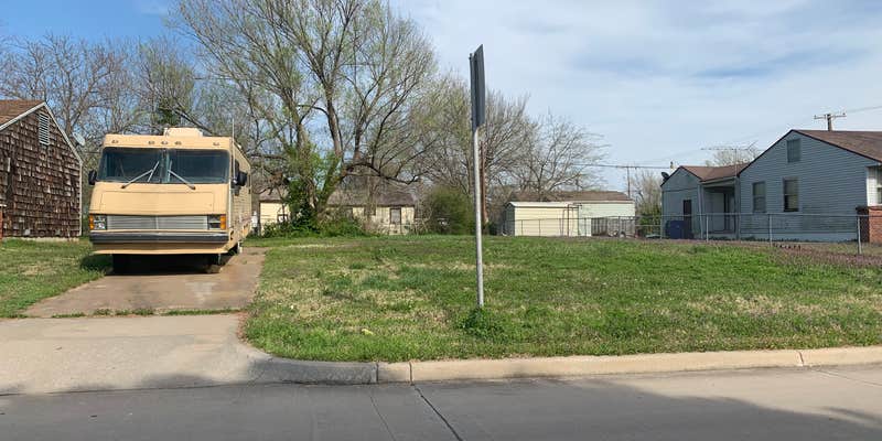 Camper submitted image from 46th and Denver RV Camping