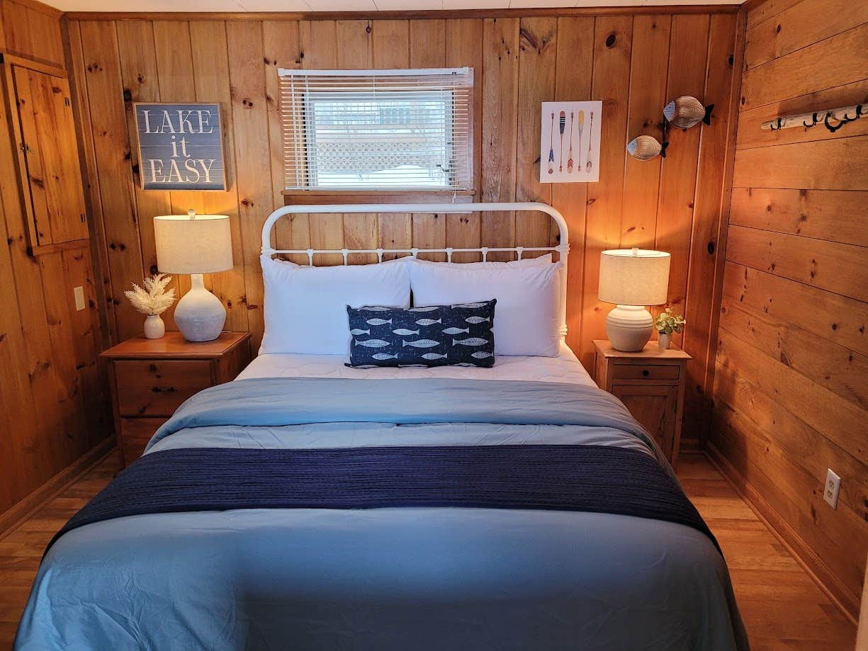 Camper submitted image from Winni Lakefront Cabin - 1