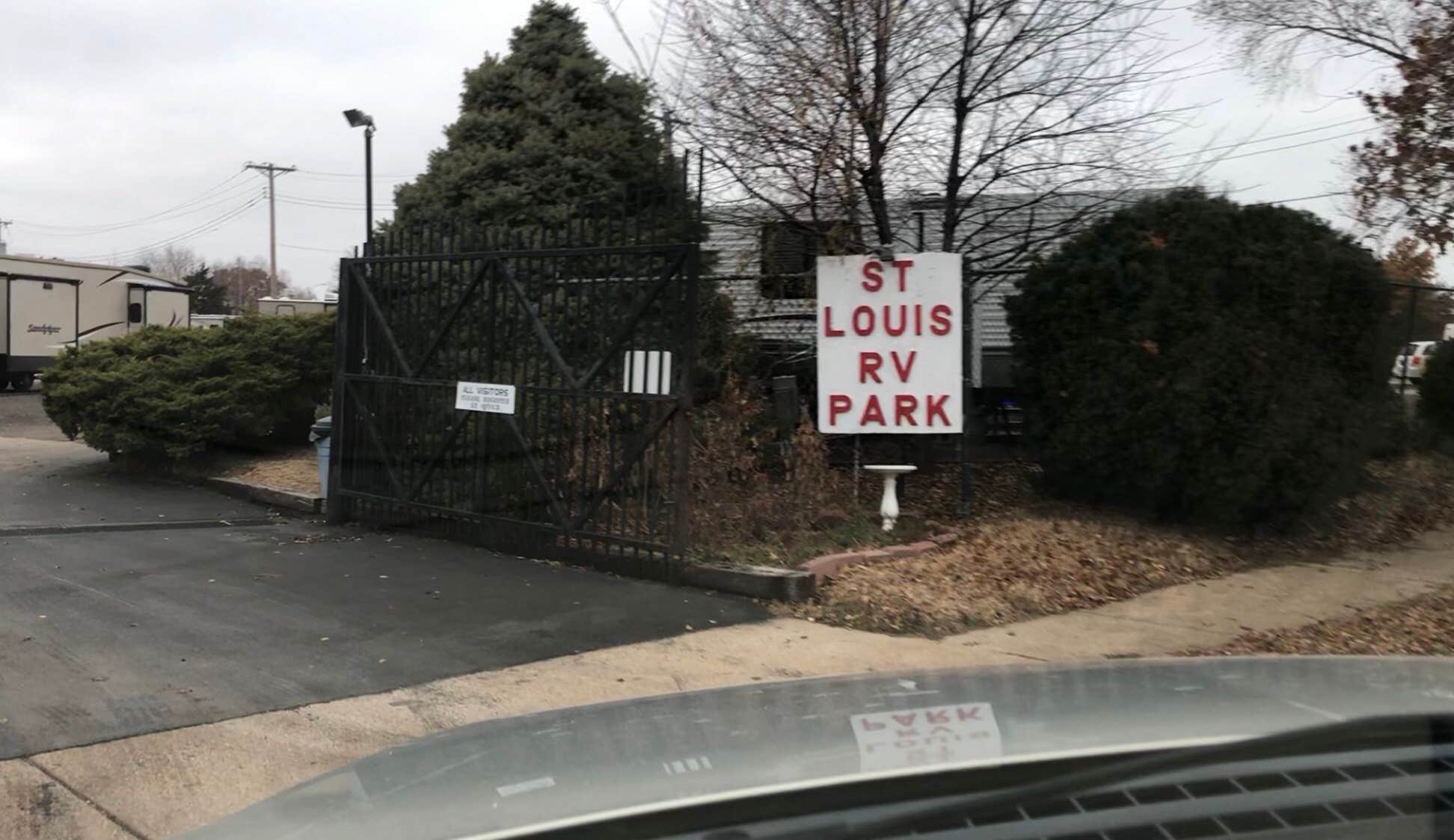 Camper submitted image from St. Louis RV Park - PERMANENTLY CLOSED - 1