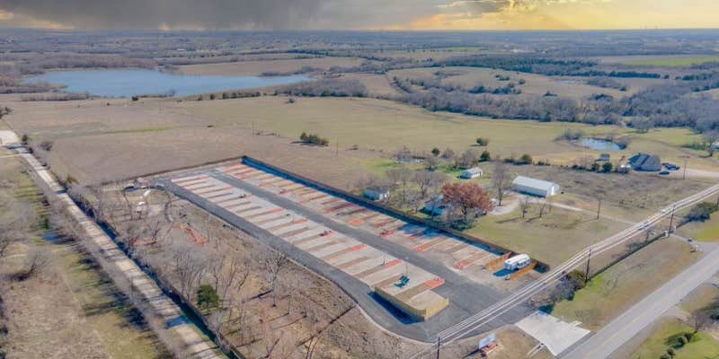 Camper submitted image from Lavon Oaks RV Park