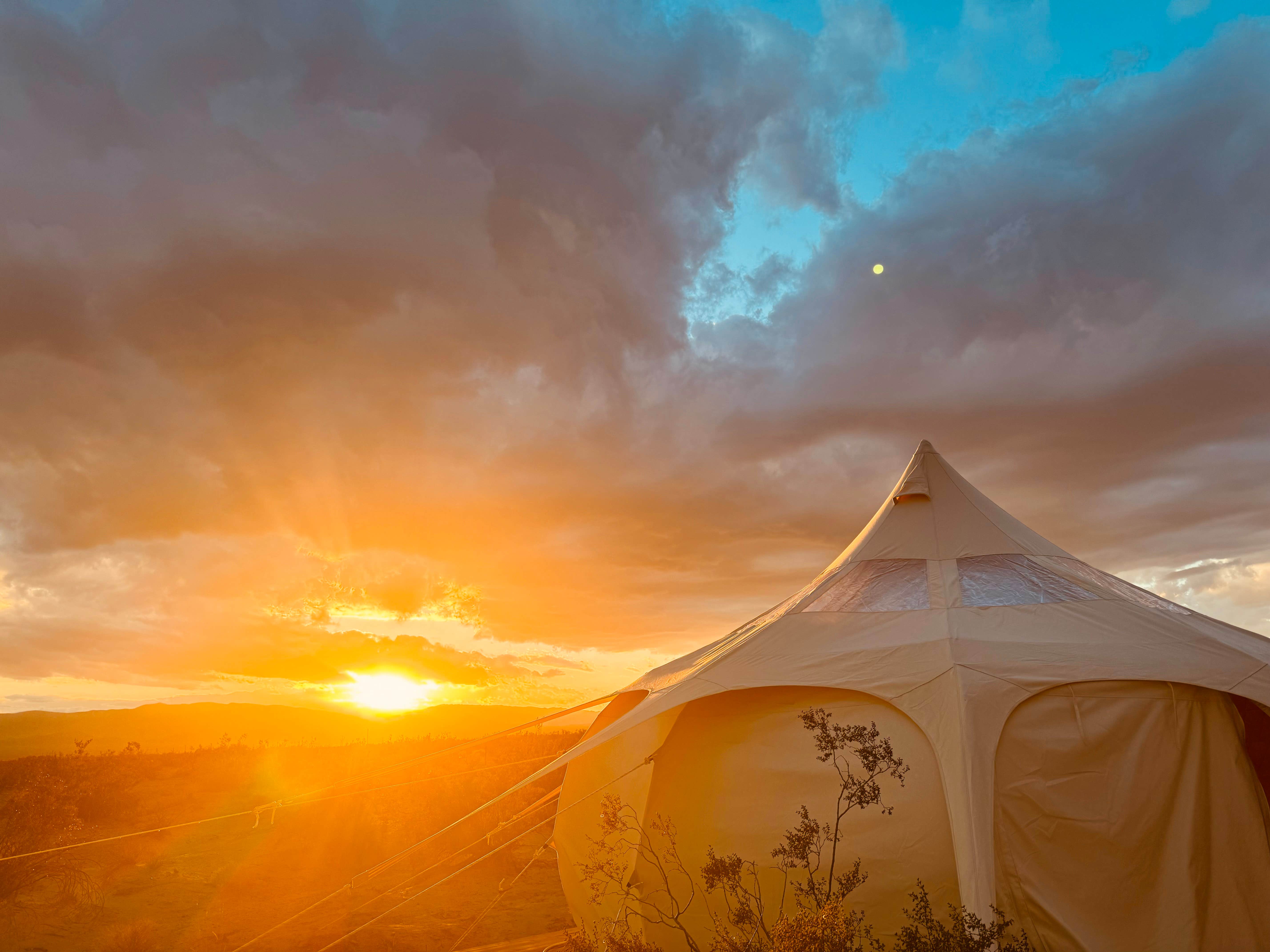 Structure S.'s photo at Sunset views wonder valley near Amboy, CA