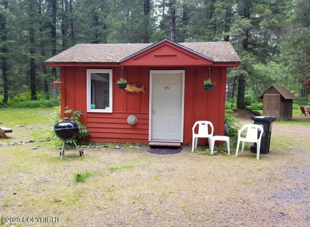 Camping near Sourdough Sue's Bear Lake Lodging: Bear Necessities Cottages, Seward, Alaska