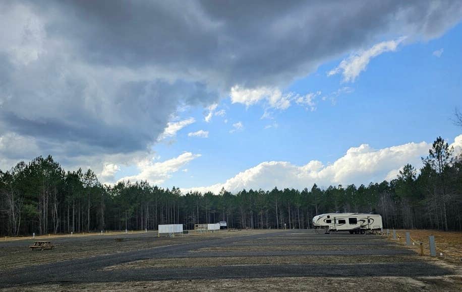 Small Living RV Park Baxley, GA