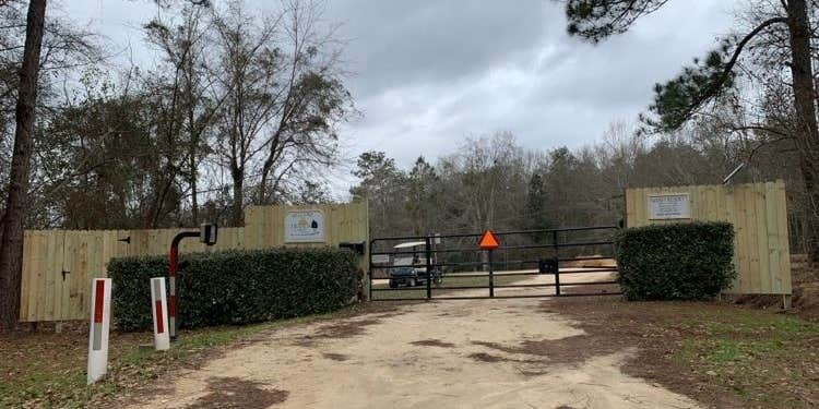 Camper submitted image from Hidden Lake Resort