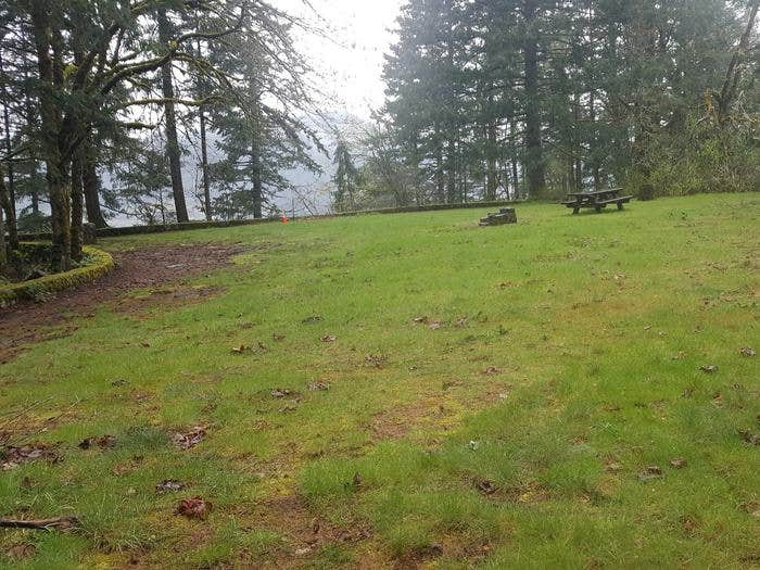 Camper submitted image from Eagle Creek Overlook Group Campground - 4