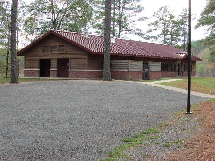 Camper submitted image from Oak Bower Group Use Area — Degray Lake - 2
