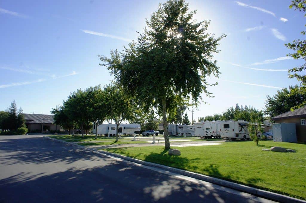 Camper submitted image from Bakersfield River Run RV Park - 4