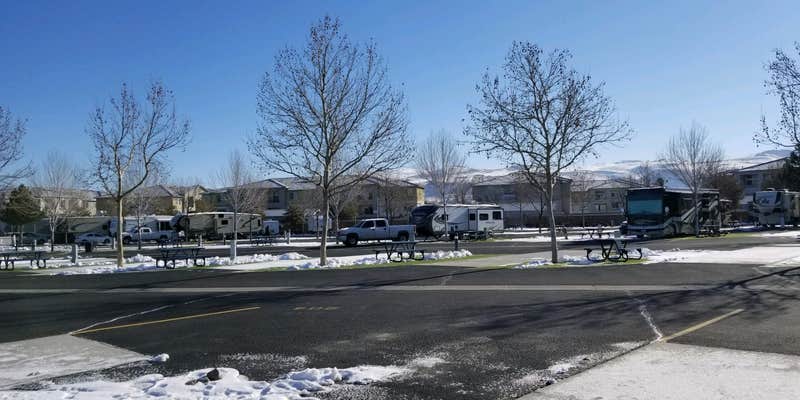 Camper submitted image from Sparks Marina RV Park