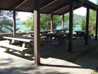 Camping near Deep Valley Campground: Pleasant Grove Recreation Area, Allons, Tennessee