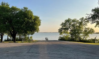 Camping near Cottonwood Point: Marion Cove, Marion, Kansas