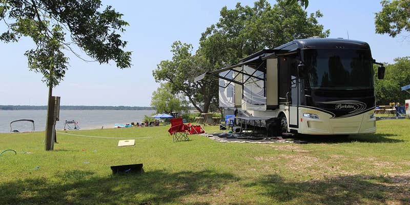 Camper submitted image from Paradise on Lake Texoma