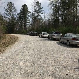 The parking area at the Borden Creek Trailhead which is the easiest access to the campground