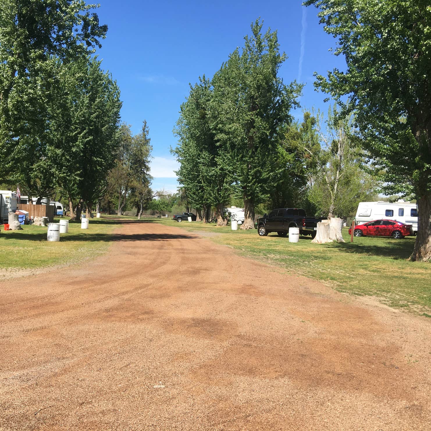 Lindy's Landing and Campground Reedley, CA