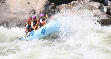 New & Gauley River Adventures 