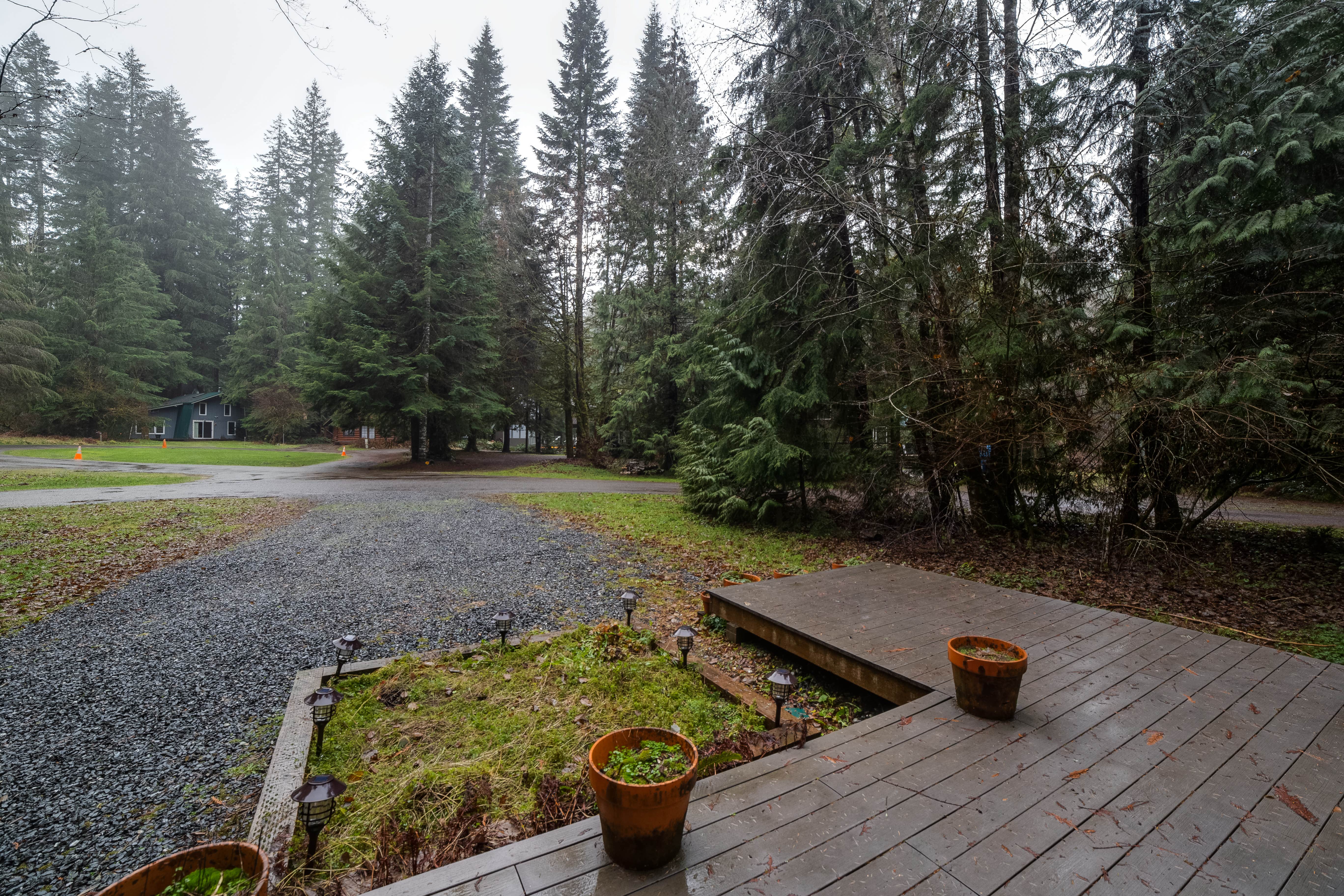 Camper submitted image from Mt. Baker Lodging - Cabin #1 - Hot Tub, WiFi, BBQ, Pets Ok, Sleeps-8! - 5