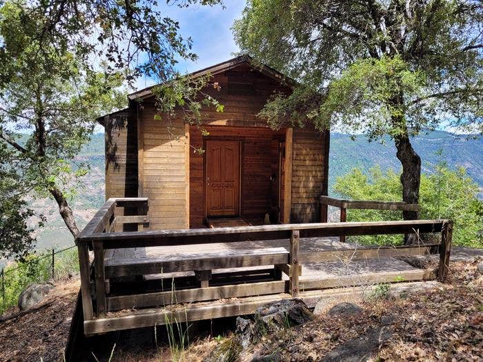 Camping near Battle Creek Campground: Mccarthy Point Lookout, Mill Creek, California