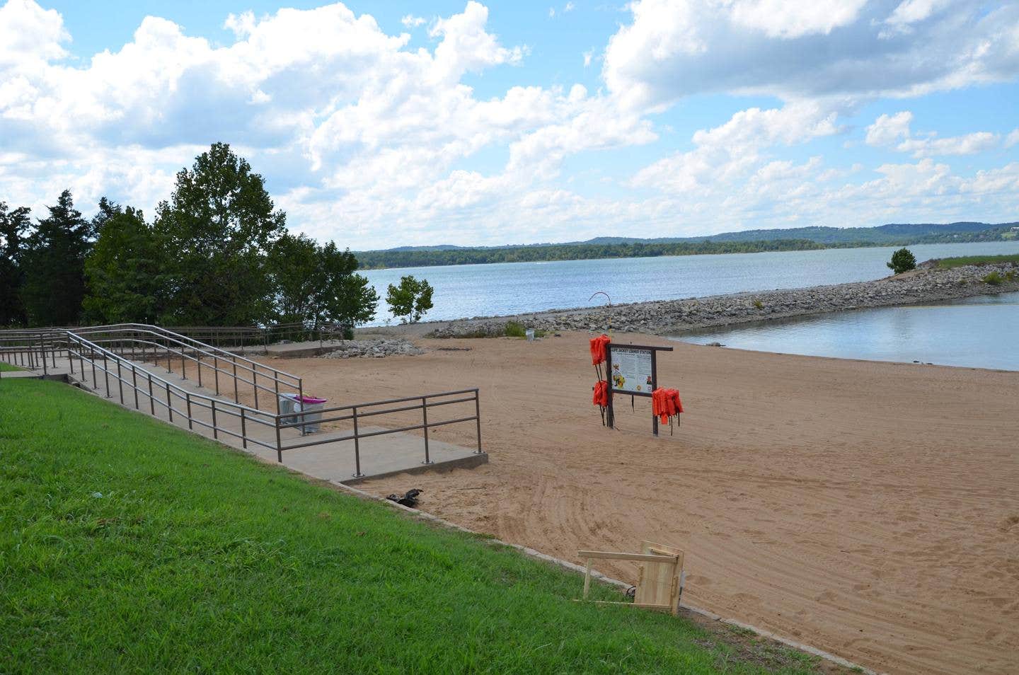 Camper submitted image from Moonshine Beach Rec. Area - 2