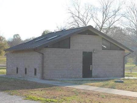 Camping near Wartrace Ck Rec Area: Tailwater Rec Area, Carthage, Tennessee