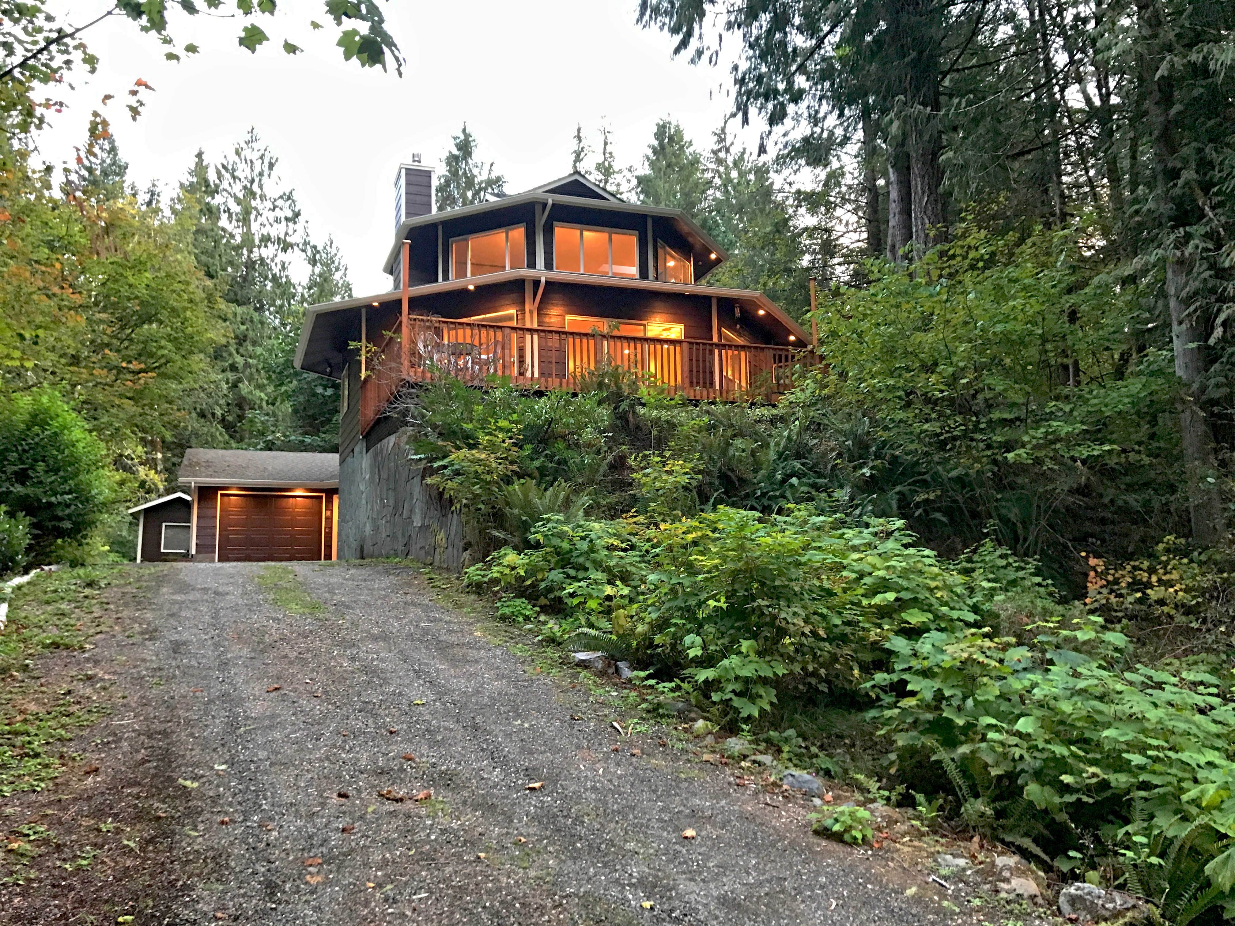 Camping near Mt. Baker Lodging - Condo #33 - KITCHENETTE, SHARED WIFI, SHARED GAMESROOM, SHARED W/D, SLEEPS-6!: Mt. Baker Lodging - Cabin #13 - Hot Tub, Fireplace, Ping Pong, BBQ, Pets Ok, Sleeps-8!, Maple Falls, Washington
