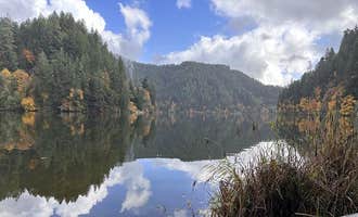 Camping near Umpqua Riverfront RV Park and Boat Ramp: Loon Lake Recreation Site, Scottsburg, Oregon