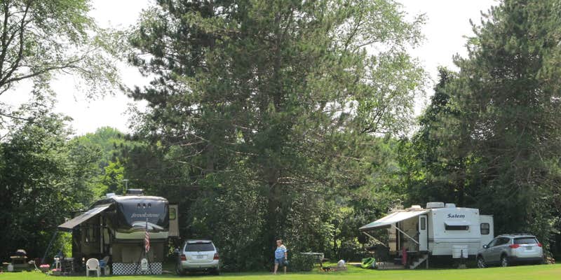 Camper submitted image from Country Village Campgrounds