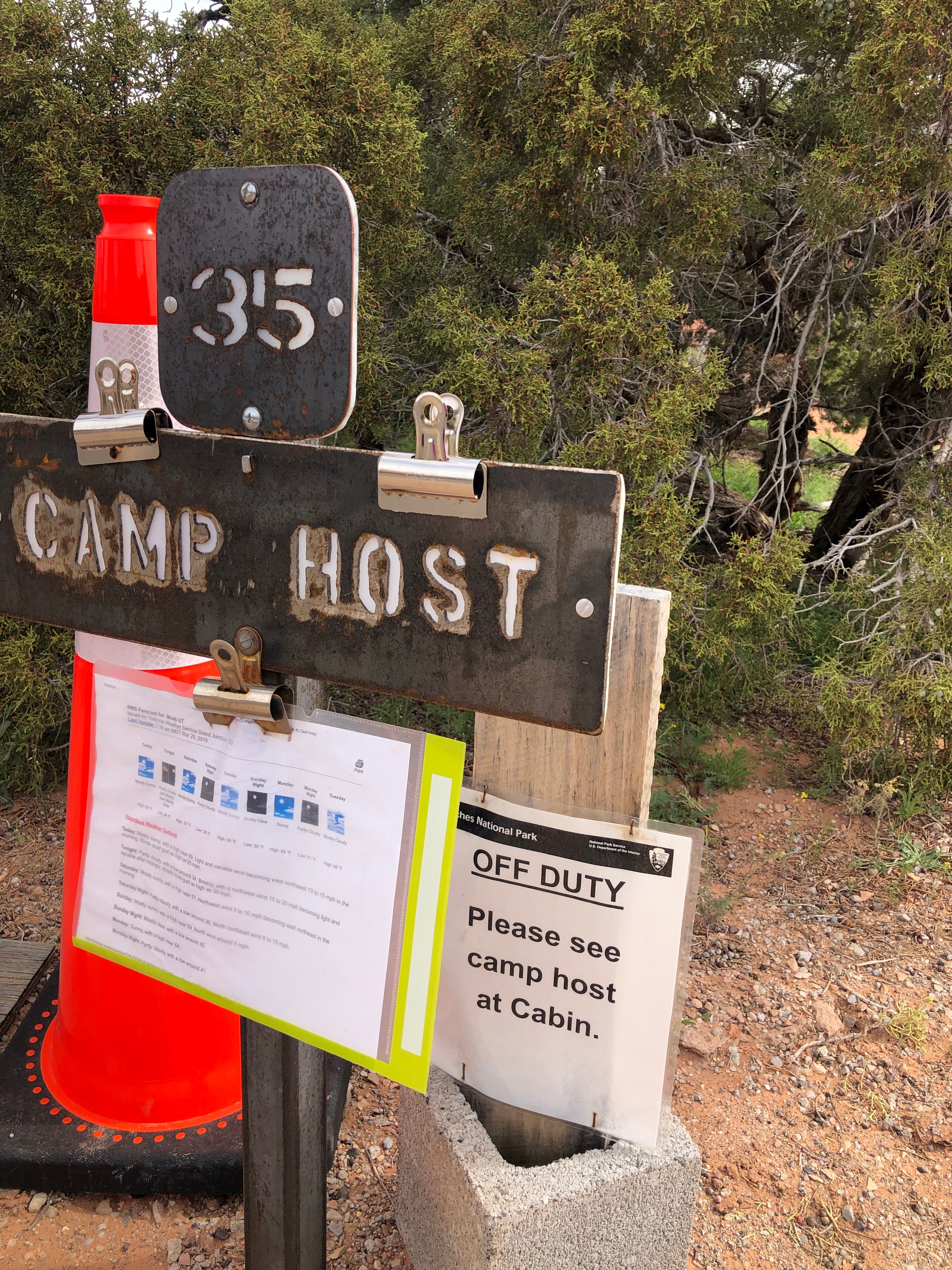 Camp host site empty for entire stay (over weekend before Easter)
