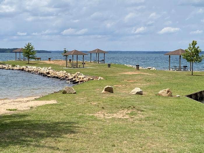 Camping near Eden Farm RV Park: Singing Pines, Anderson, Georgia