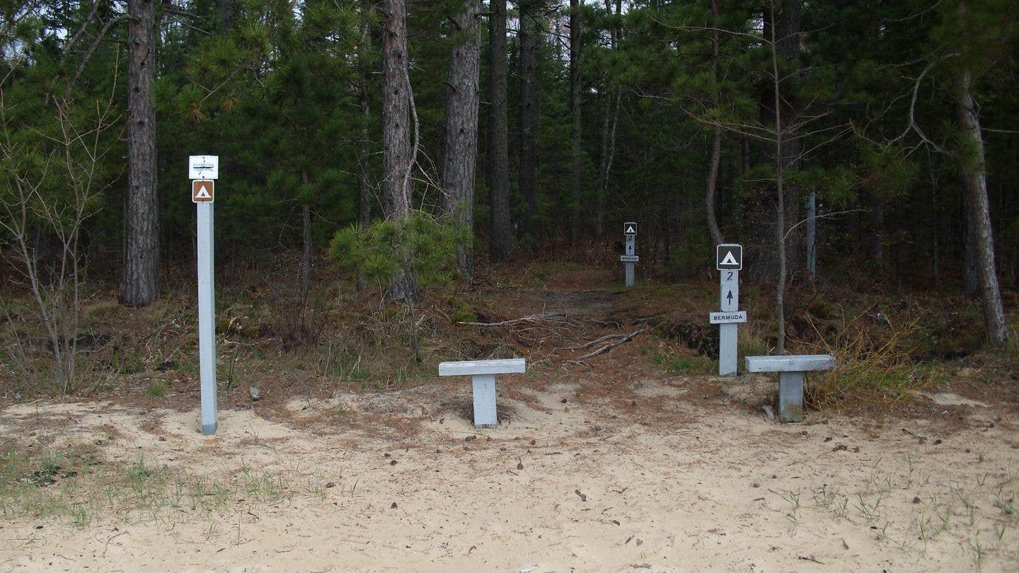 Camping near Munising-Pictured Rocks KOA: Bermuda Campsite on Grand Island, Munising, Michigan