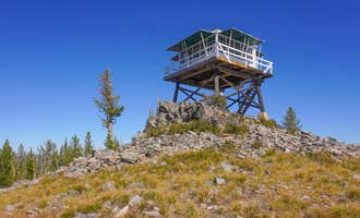 Camping near Hogan Cabin: Medicine Point Lookout, Sula, Montana