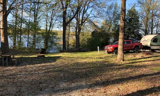 Camping near Trail of Tears State Park Campground: Little Grassy Lake - Crab Orchard NWR, Makanda, Illinois