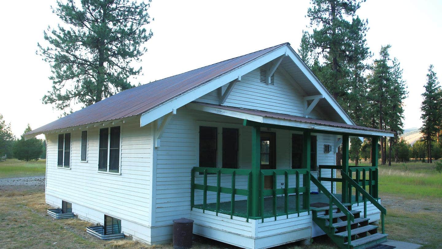 Camper submitted image from Bend Guard Station - 1