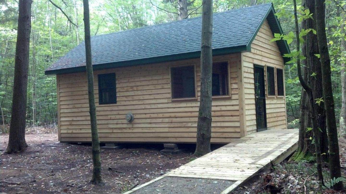 Camper submitted image from Grand Island Cabins - 2