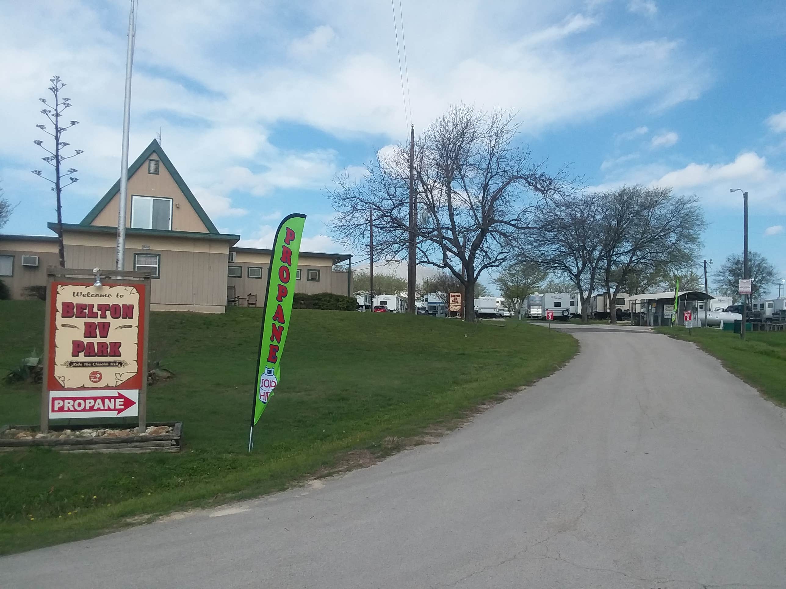 Camper submitted image from Belton RV Park - 3