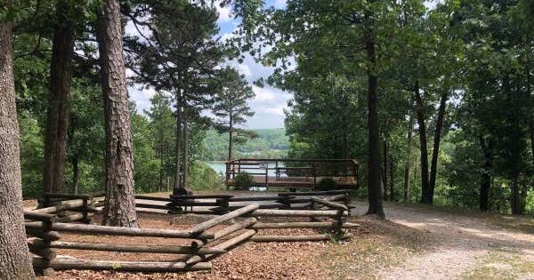 Beaver Lake Hide A Way