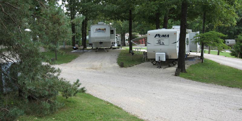 Camper submitted image from Camelot RV Campground/RV Park