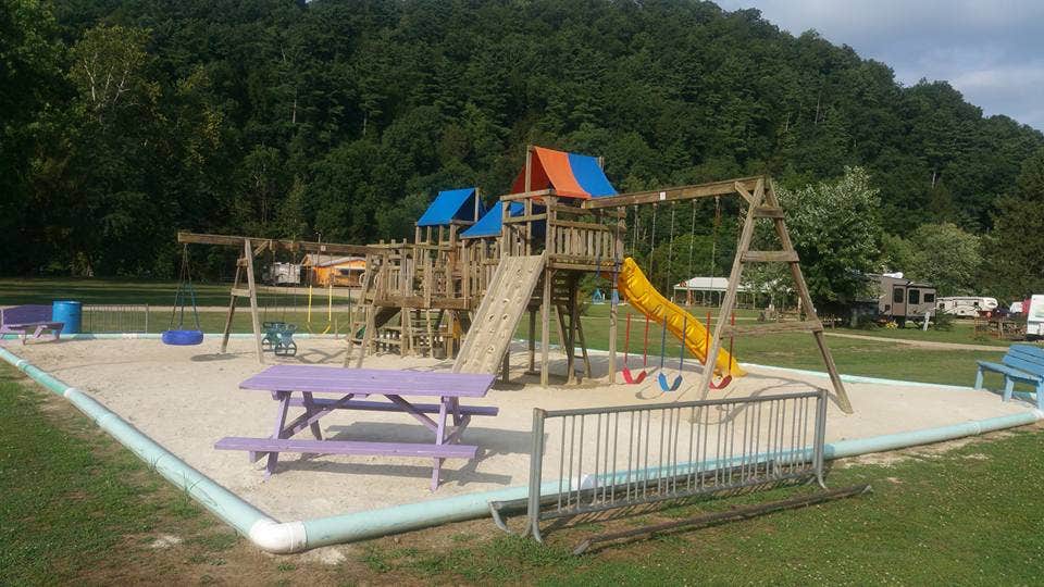 Camper submitted image from Smith's Pleasant Valley Campground & Cabins - 3