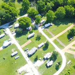 Campground Finder: Fall Hollow Resort