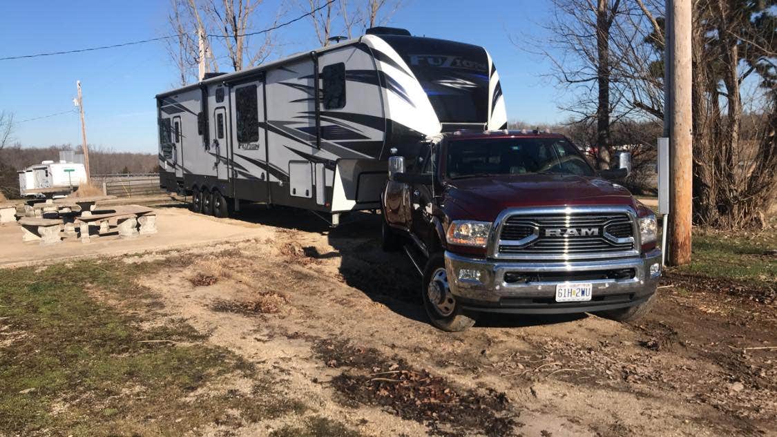 Camper submitted image from Lamplight Lane RV Resort at Glen Oaks - 5